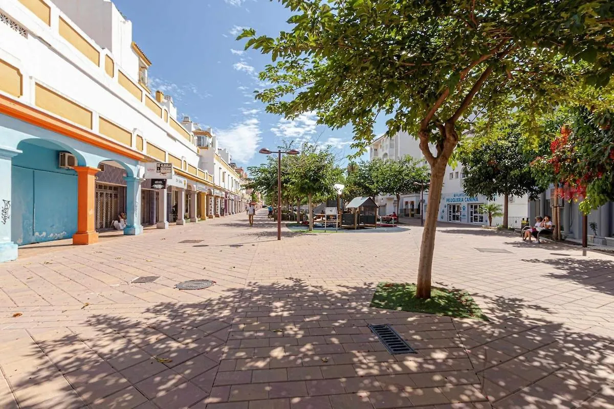 Apartment 797 Holiday Rentals - Encantador Estudio Para 2 En El Centro De Arroyo Benalmadena