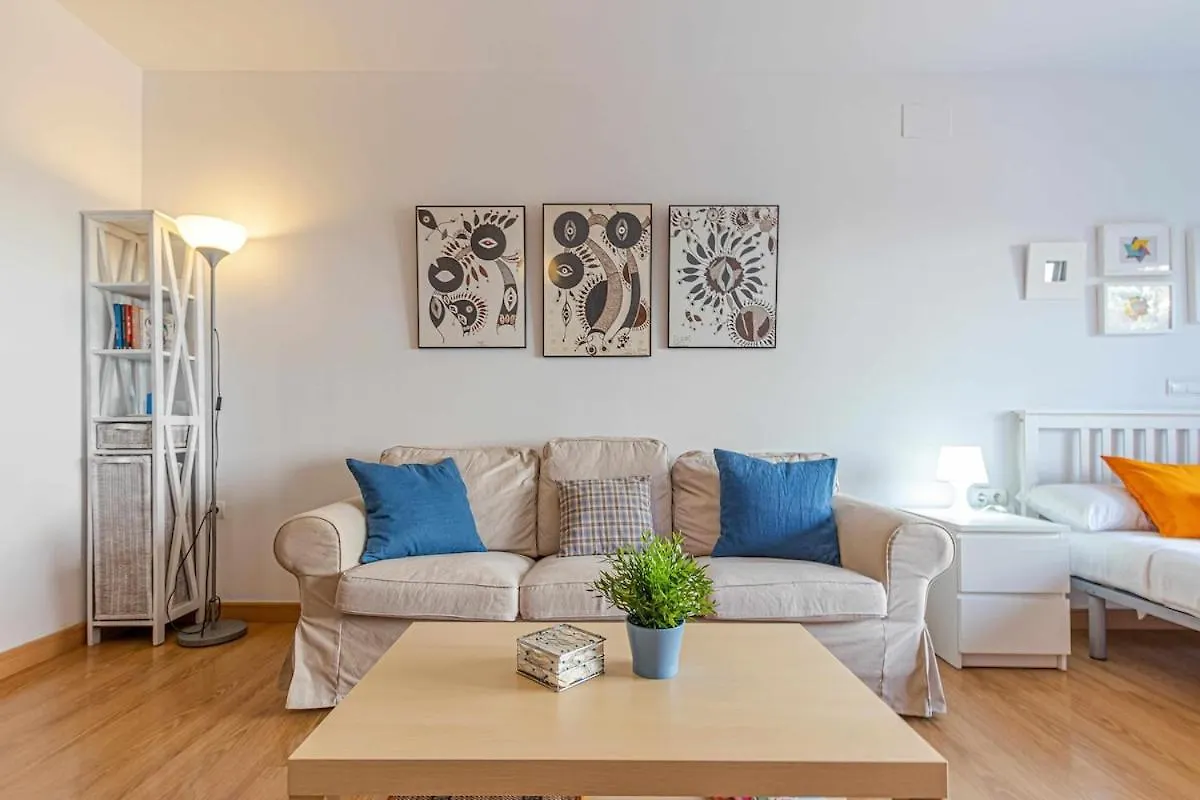 Апартаменты 797 Holiday Rentals - Encantador Estudio Para 2 En El Centro De Arroyo Бенальмадена
